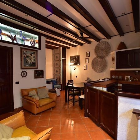 Casa Lorenza 韦内雷港 外观 照片